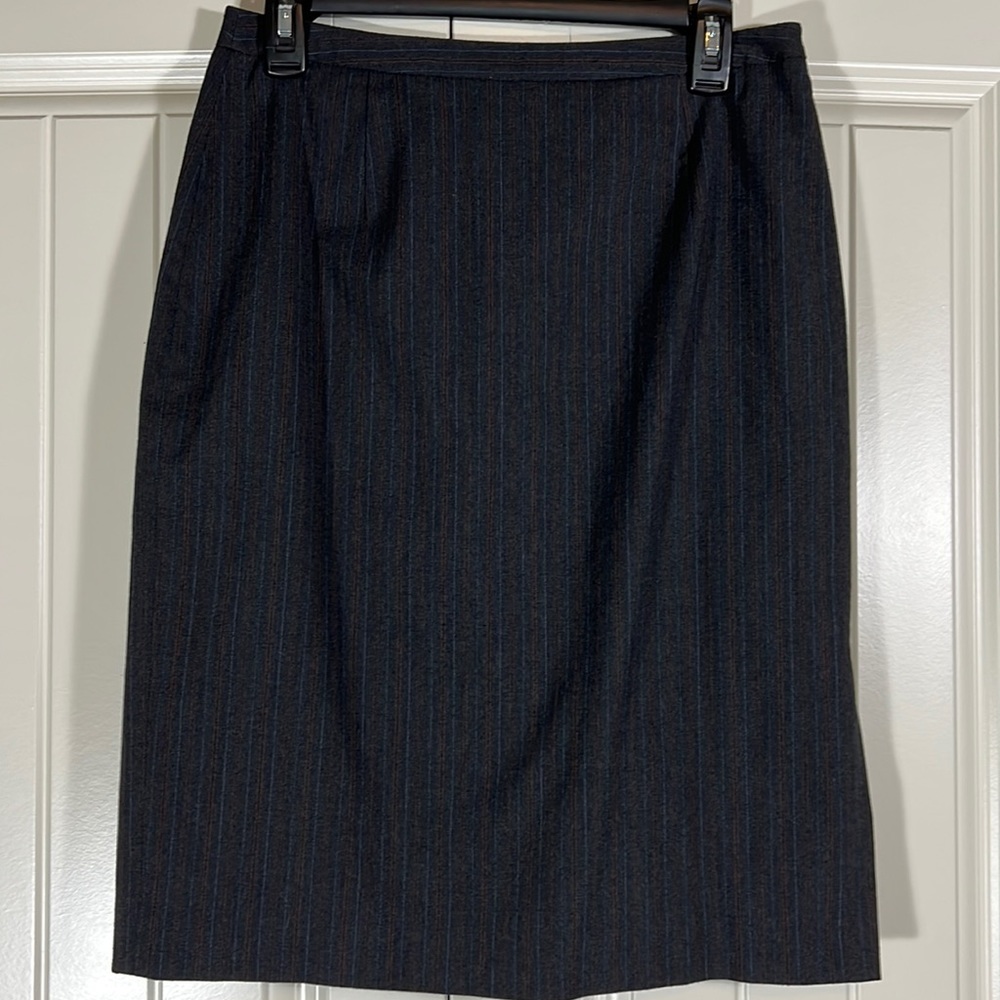 Anpére Pin Stripped Skirt - Women’s 6